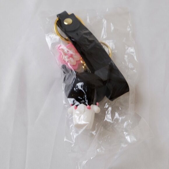 New Sanrio Kuromi PVC Figure Keychain Bag Charm Gothic Kawaii Black & Pink - Picture 4 of 4